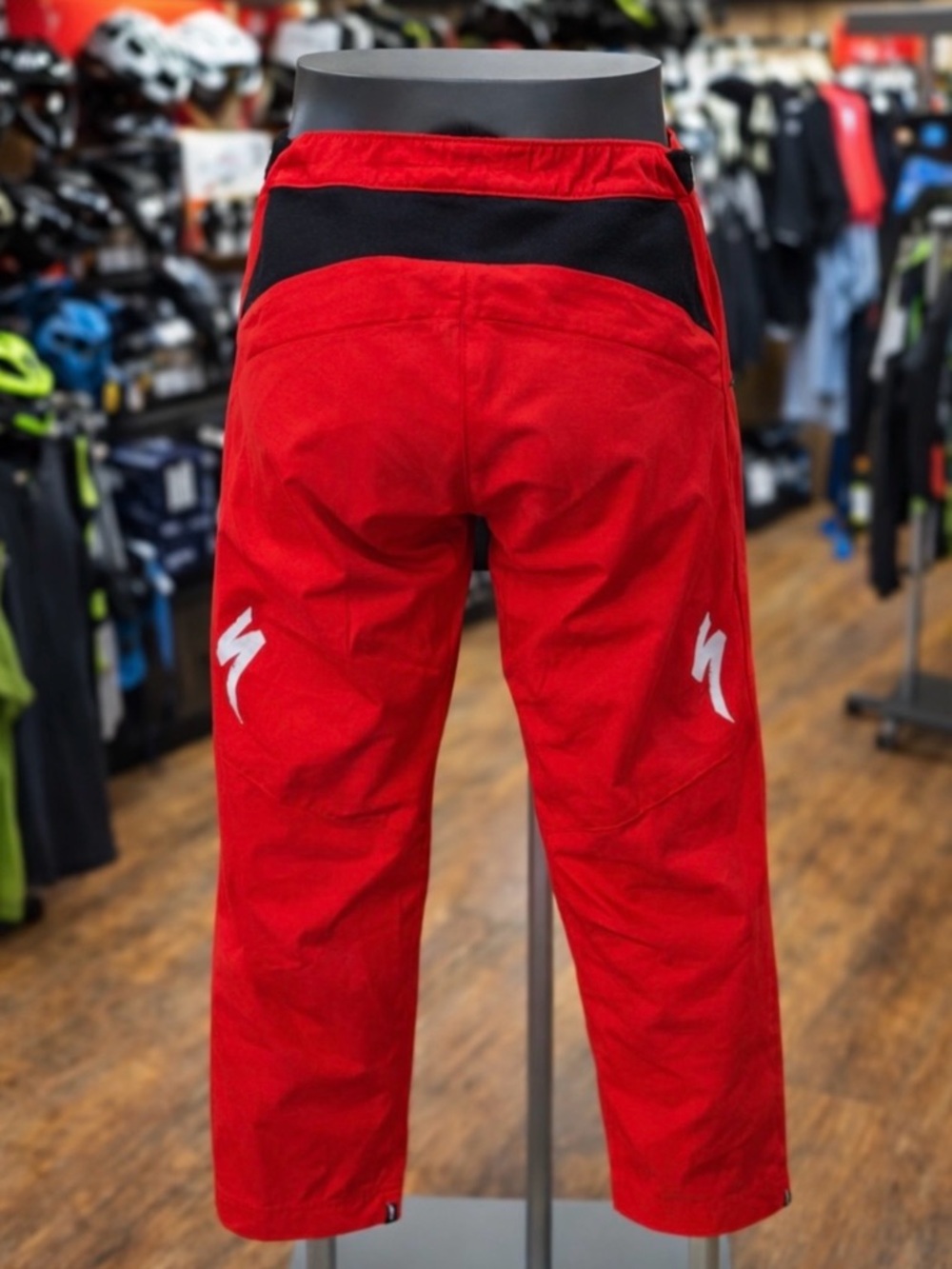 Specialized Demo mountain bike pants (downhill / enduro riding pants).